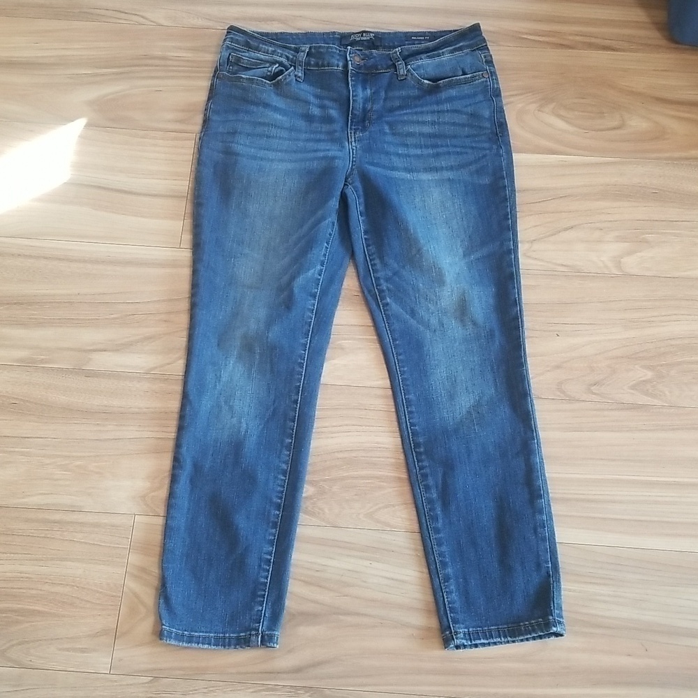 Judy Blue Relaxed Straight Womens Jeans Darker Wash Size 31 Fantastic Condition